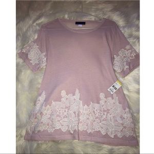 Floral appliqué Tee